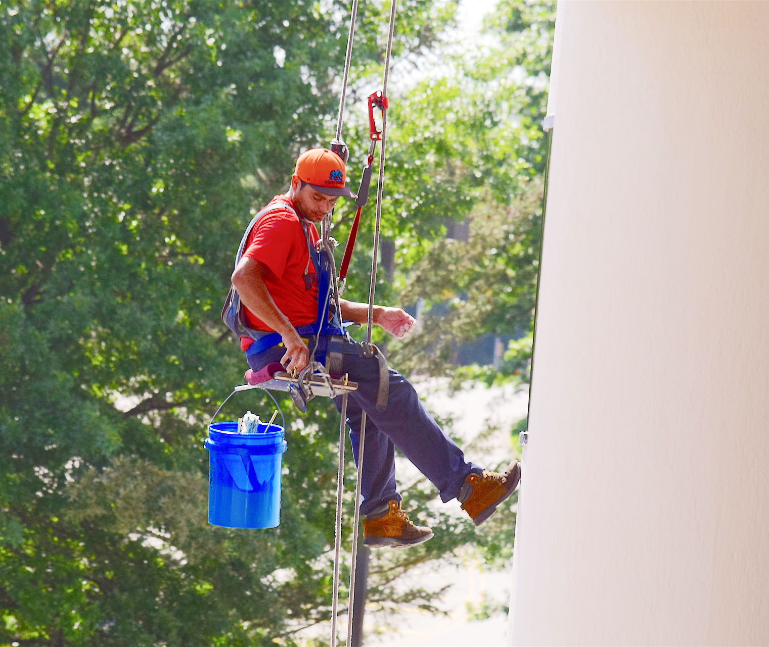 How To Clean Large Windows