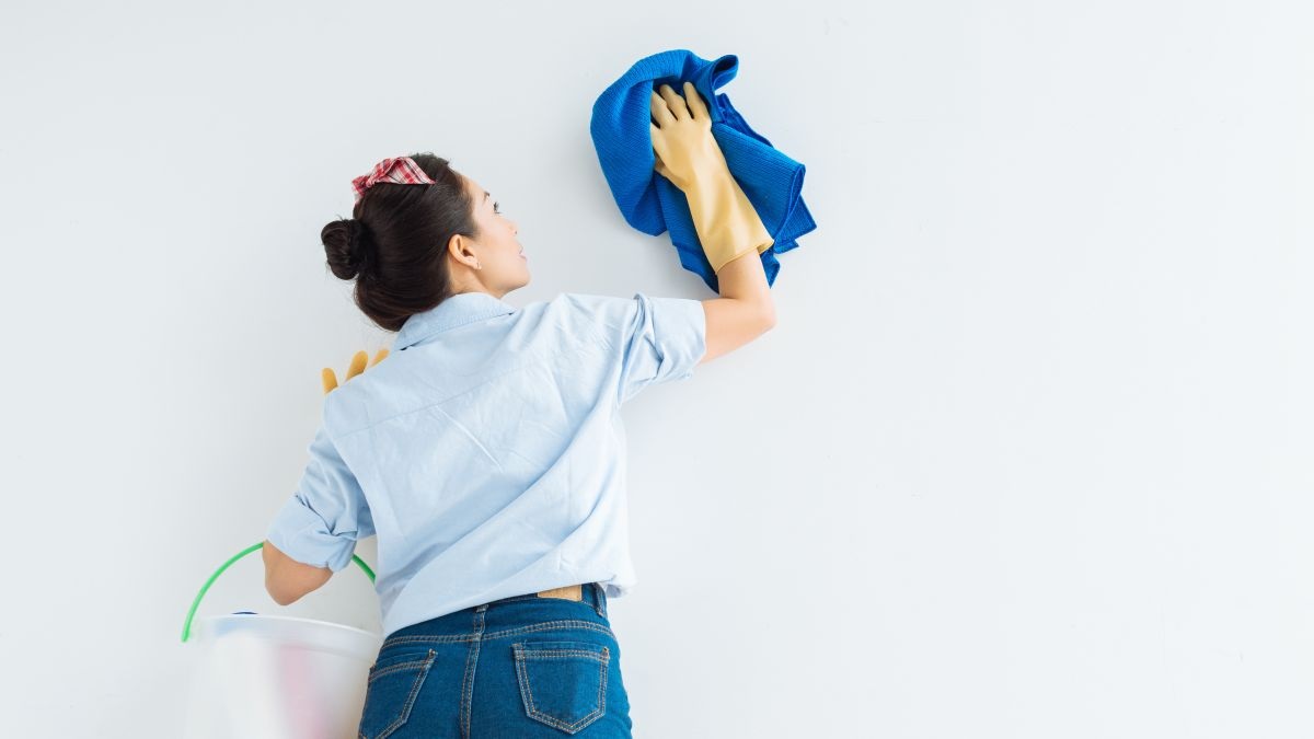 How To Get Pencil Off Walls